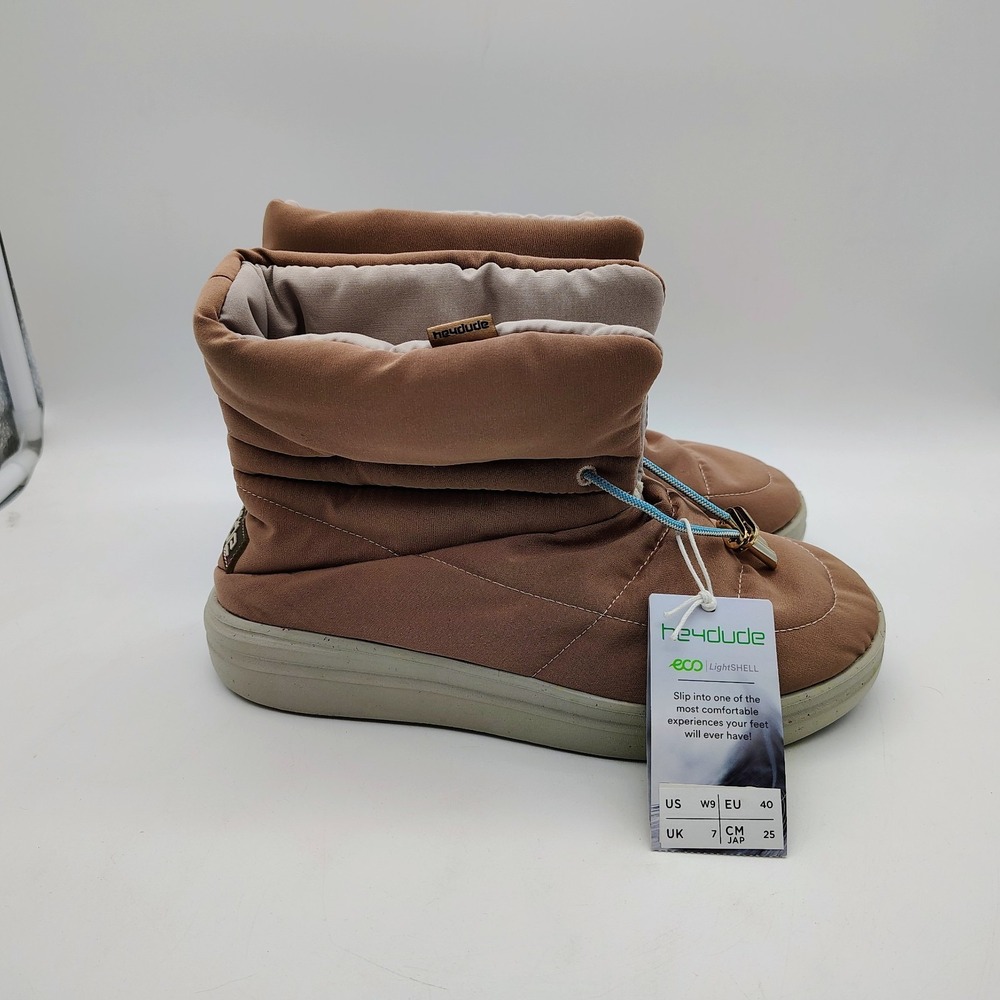 HeyDude Women's Margot Eco Winter Boots Size 9 NWT Antique Rose Pink Lightweight